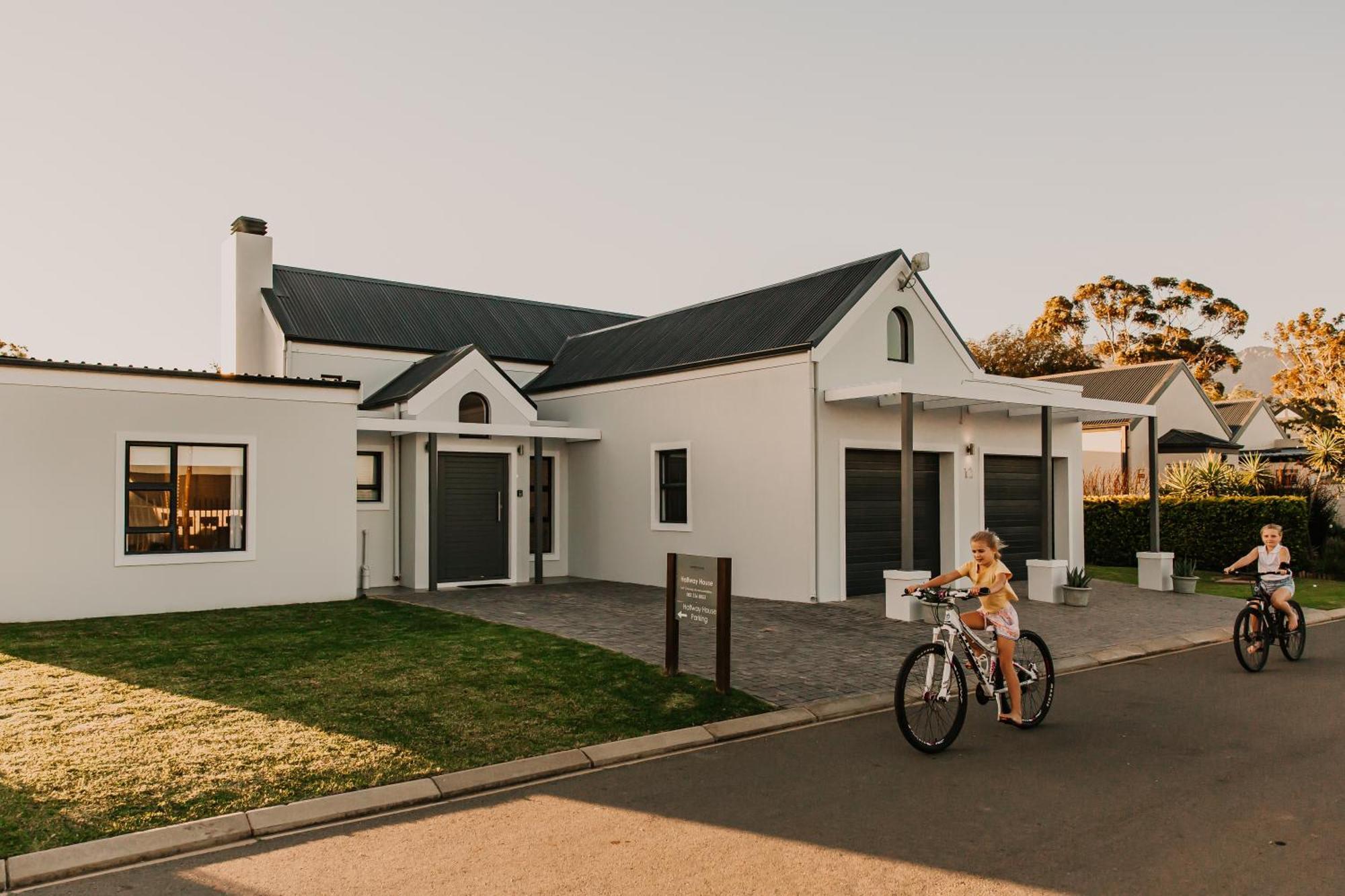 Robertson Halfway House Exterior foto